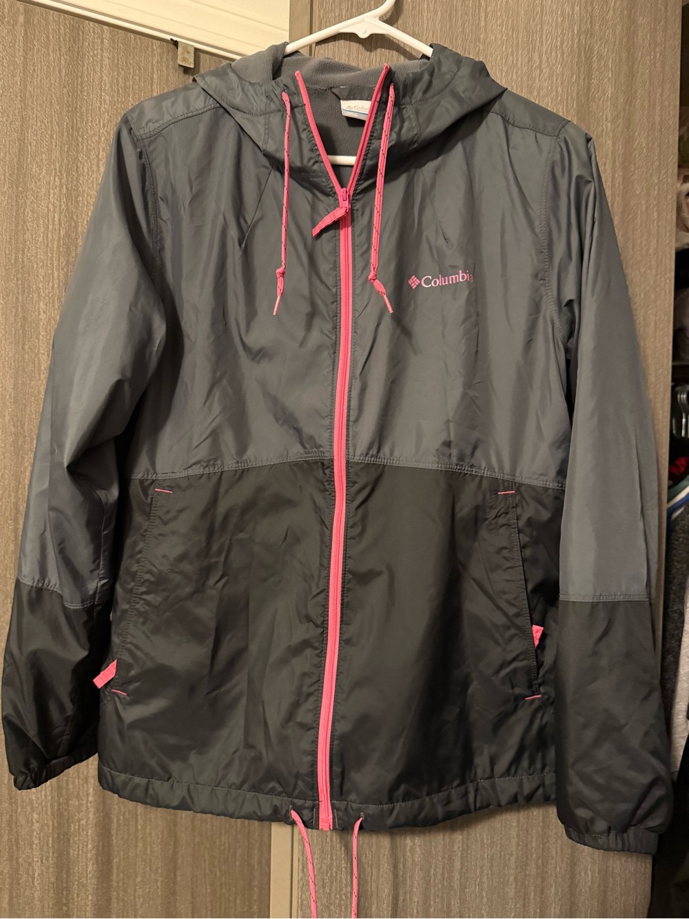 Columbia Women's Gray and Black Hooded Windbreaker with Pink Accents